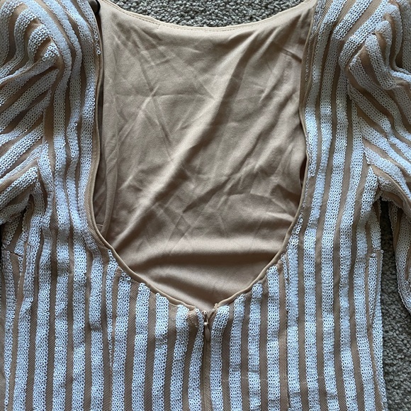 Nude and white sequence dress - Picture 4 of 4